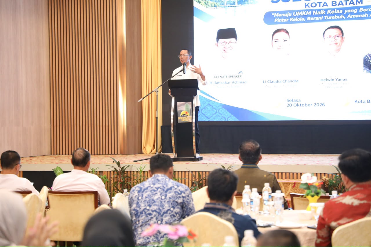 Wali Kota Batam, Amsakar Achmad, membuka Workshop UMKM Penerima Subsidi Margin Kota Batam di Hotel Nagoya Hill, Lubuk Baja, Selasa (20/10/2026). 