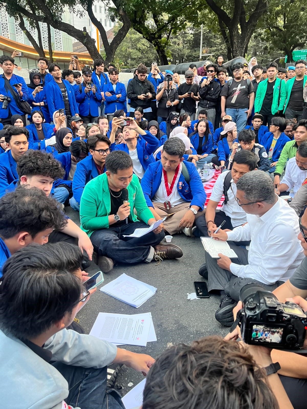 Ketimpangan UMP dan Kebutuhan Hidup Layak, M. Rizky Pratama Korsu Ketenagakerjaan BEM SI Kerakyatan, Desak Kemnaker Evaluasi Kebijakan Pengupahan Nasional
